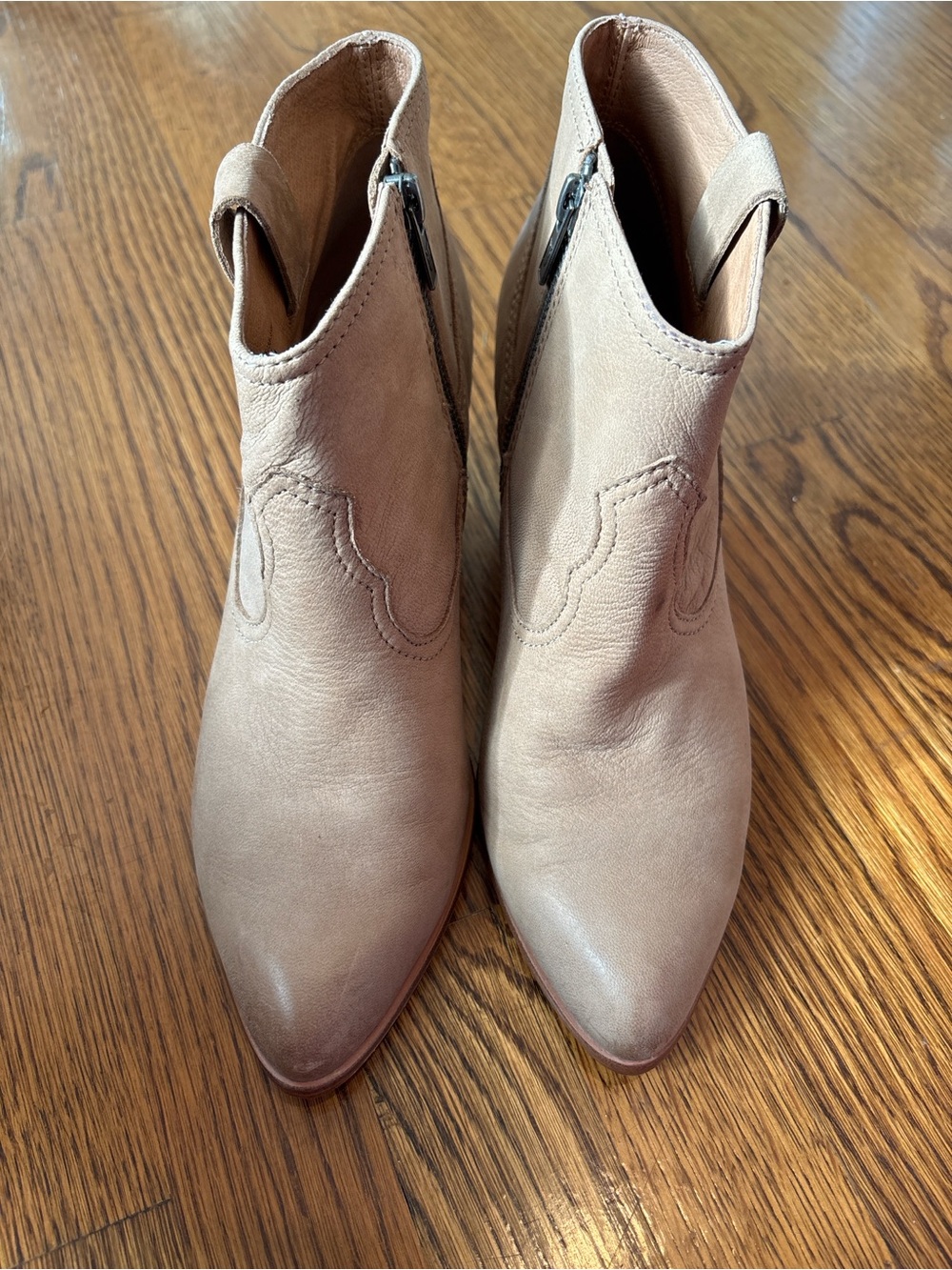 Frye Reina Women's Tan Leather Pointed-Toe Ankle Boots